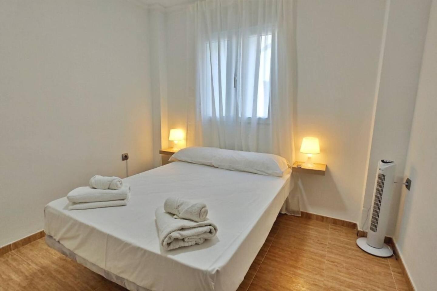 Apartamento Paseo Larios 托雷德尔马尔 外观 照片